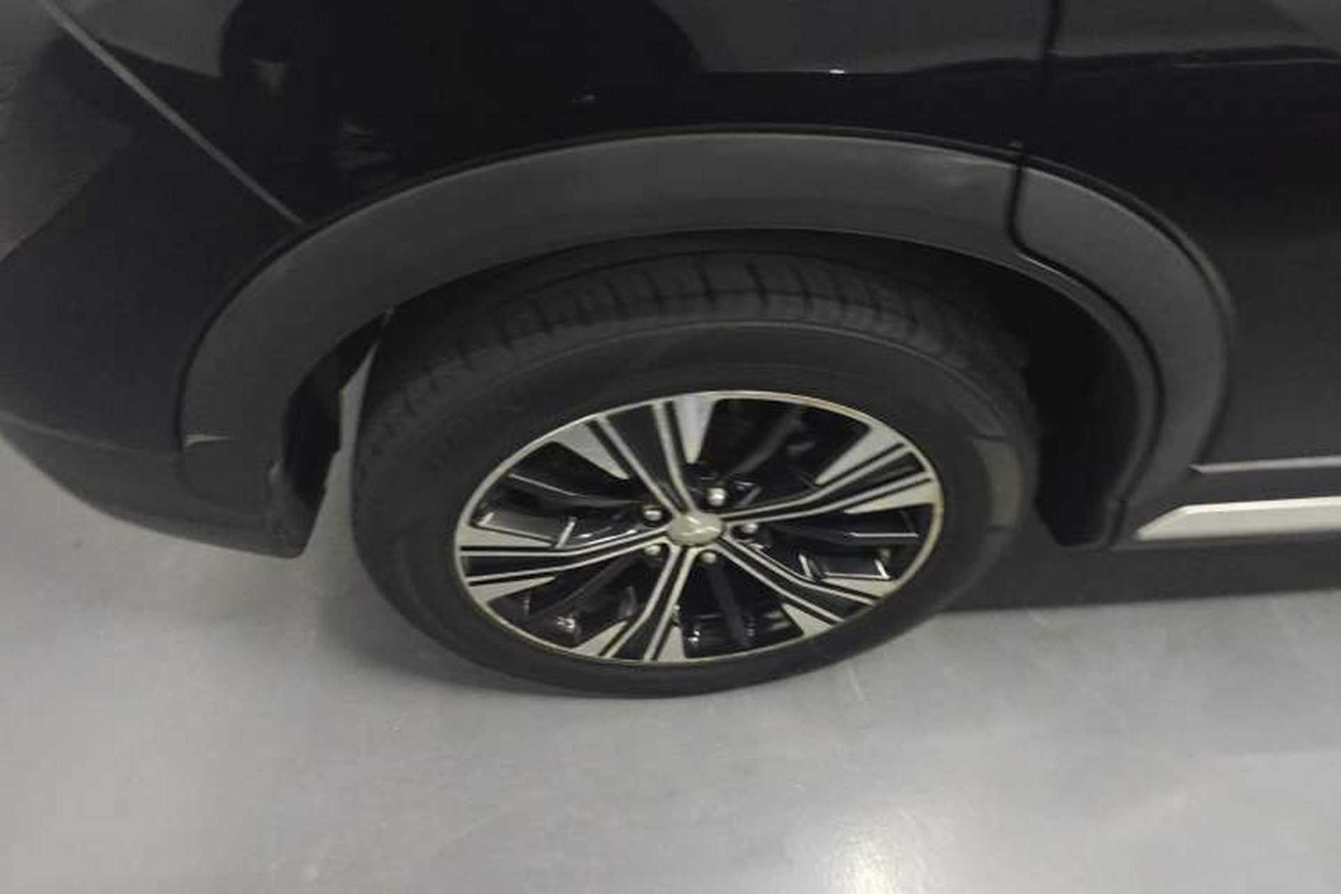 Used Mitsubishi Eclipse Cross 2018 1.5T CVT Two-Wheel Drive Dream Edition Right Rear Wheel Hub