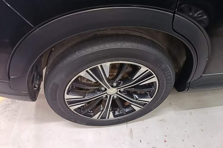 Used Mitsubishi Eclipse Cross 2018 1.5T CVT Two-Wheel Drive Dream Edition Right Rear Wheel Hub