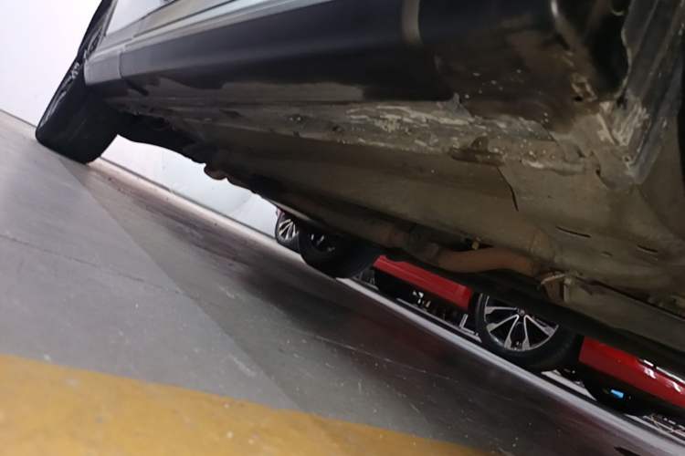 Used Mitsubishi Eclipse Cross 2018 1.5T CVT Two-Wheel Drive Dream Edition Right Side Sill