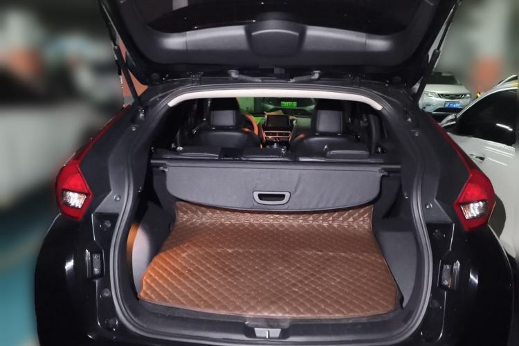 Used Mitsubishi Eclipse Cross 2018 1.5T CVT Two-Wheel Drive Dream Edition Trunk
