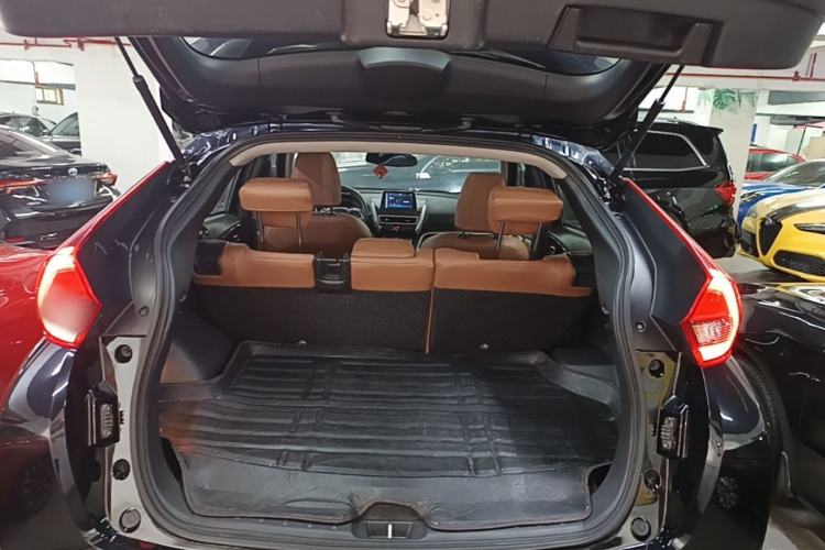 Used Mitsubishi Eclipse Cross 2018 1.5T CVT Two-Wheel Drive Dream Edition Trunk