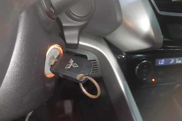 Used Mitsubishi Eclipse Cross 2018 1.5T CVT Two-Wheel Drive Dream Edition Vehicle Key