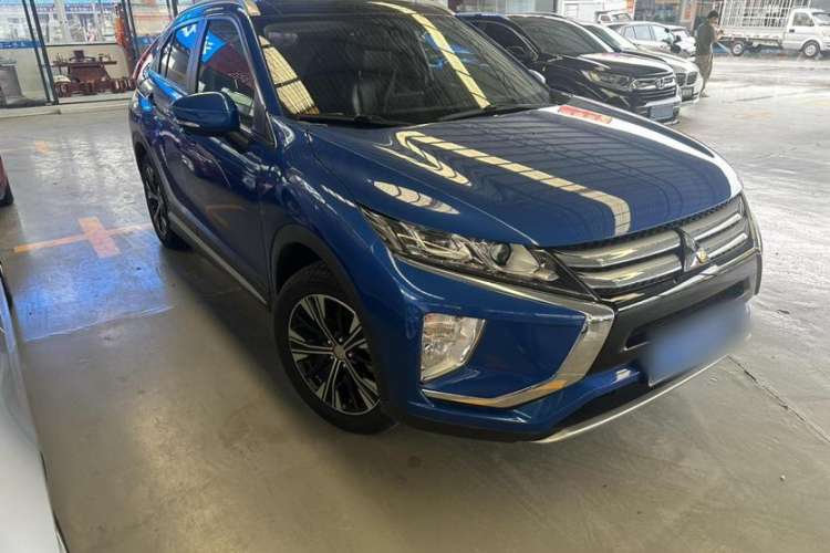Used Mitsubishi Eclipse Cross 2018 1.5T CVT Two-Wheel Drive Dream Edition Exterior 2