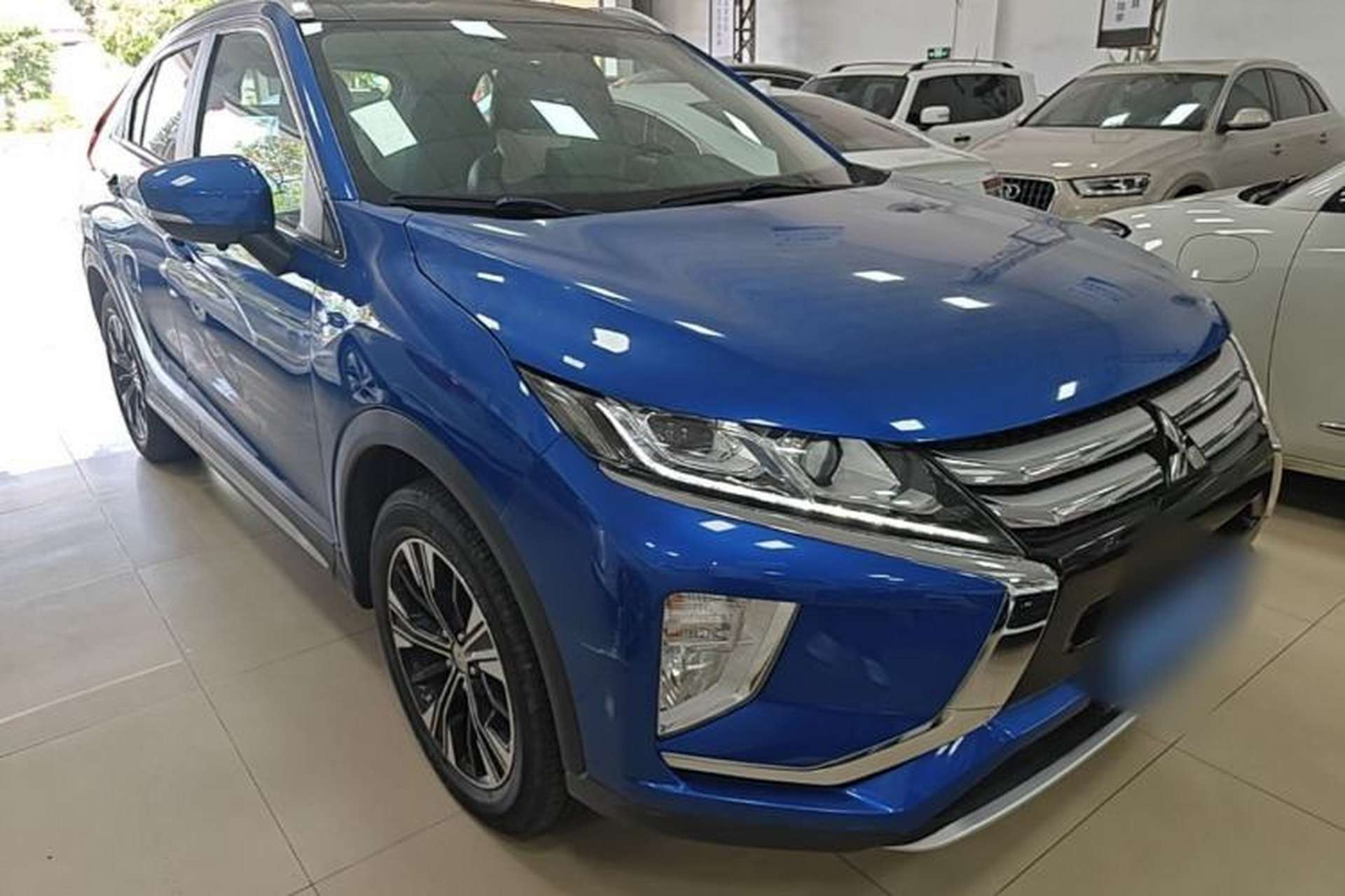 Used Mitsubishi Eclipse Cross 2018 1.5T CVT Two-Wheel Drive Dream Edition Front Right 45 Deg