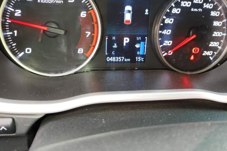 Used Mitsubishi Eclipse Cross 2018 1.5T CVT Two-Wheel Drive Dream Edition Odometer Close Up