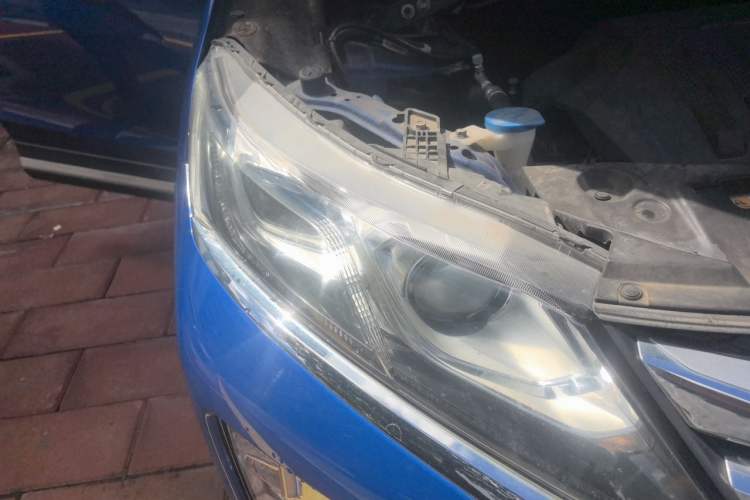 Used Mitsubishi Eclipse Cross 2018 1.5T CVT Two-Wheel Drive Dream Edition Right Front Headlight