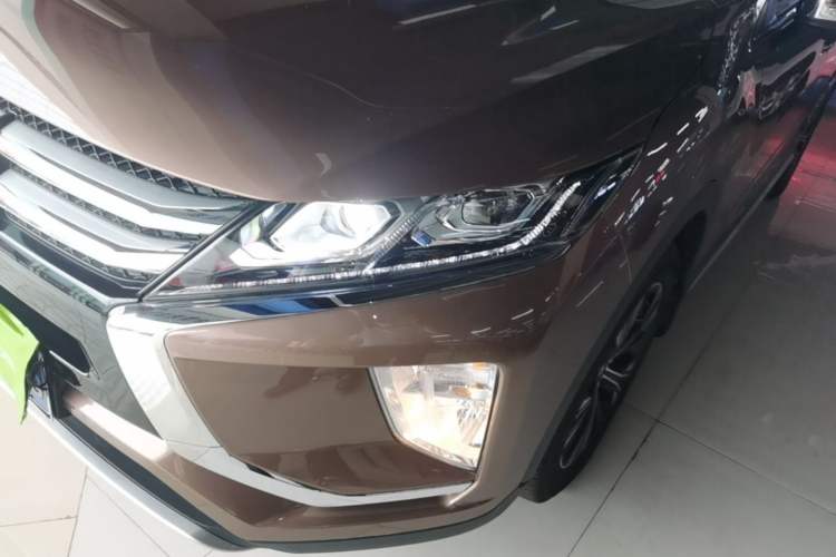 Used Mitsubishi Eclipse Cross 2018 1.5T CVT Four-Wheel Drive TrueMe Edition Left Front Headlight