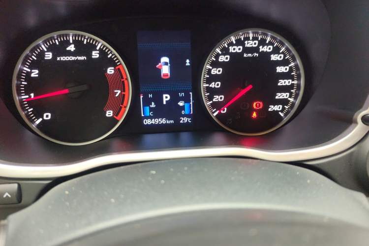 Used Mitsubishi Eclipse Cross 2018 1.5T CVT Two-Wheel Drive Belief Edition Odometer Close Up