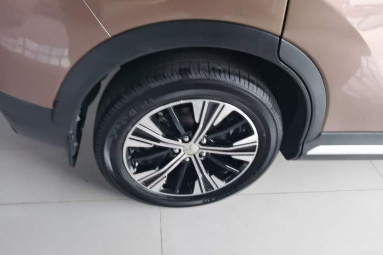 Used Mitsubishi Eclipse Cross 2018 1.5T CVT Four-Wheel Drive TrueMe Edition Right Rear Wheel Hub
