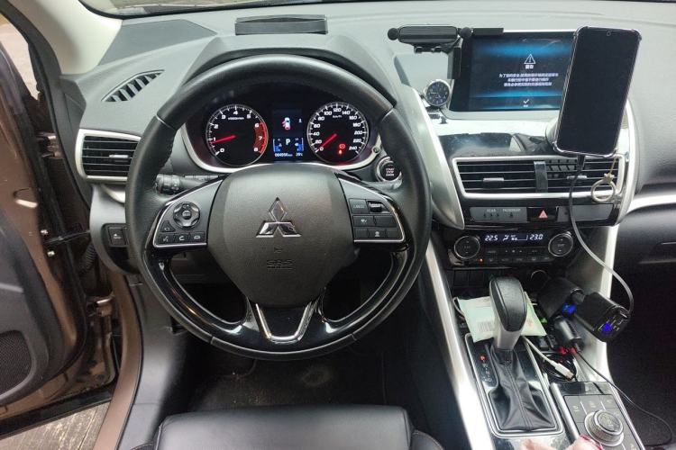 Used Mitsubishi Eclipse Cross 2018 1.5T CVT Two-Wheel Drive Belief Edition Steering Wheel