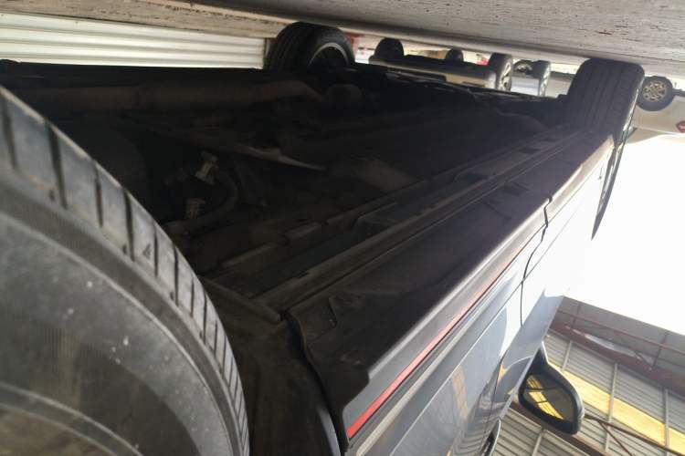 Used Mitsubishi Eclipse Cross 2018 1.5T CVT Two-Wheel Drive Dream Edition Left Side Sill