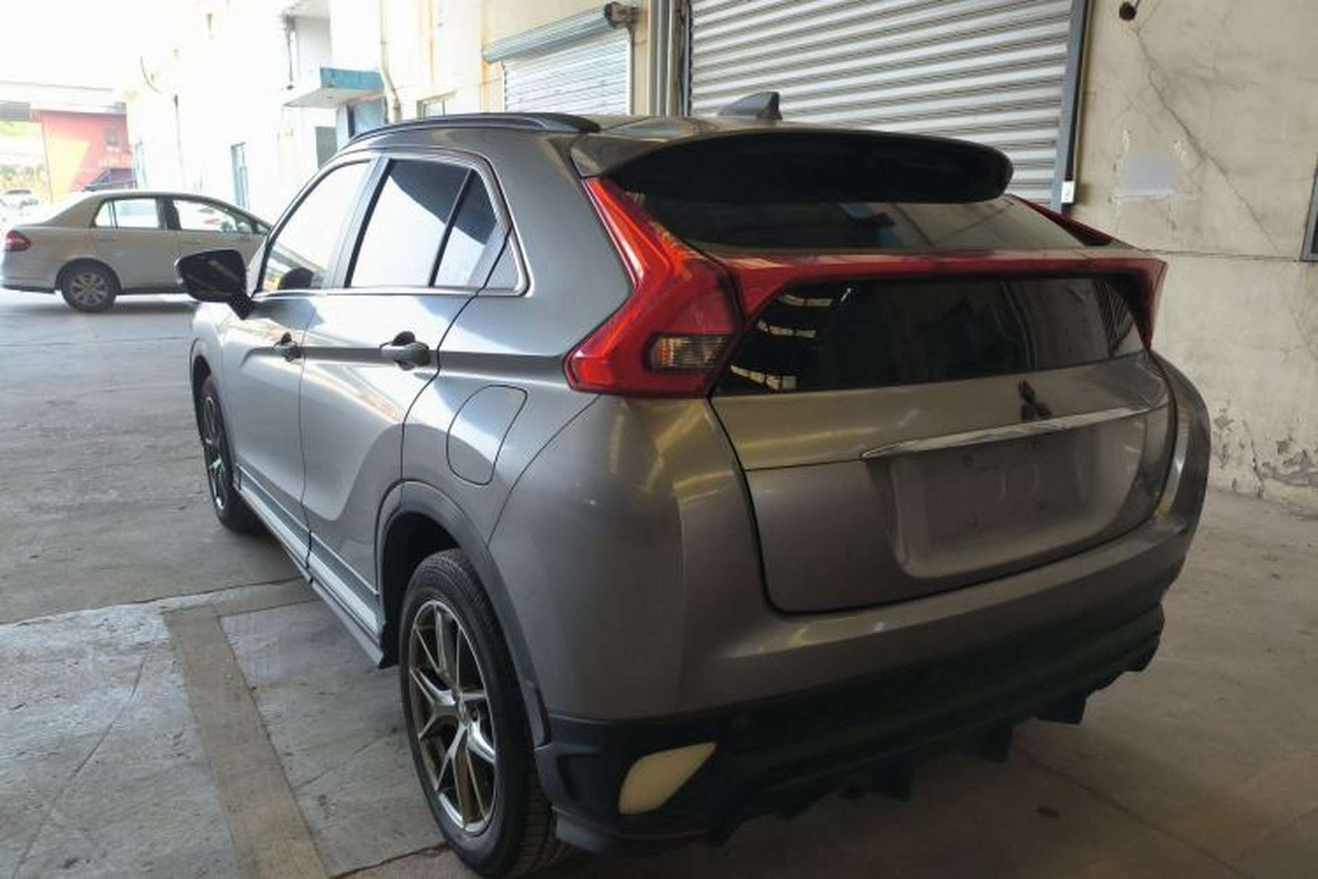 Used Mitsubishi Eclipse Cross 2018 1.5T CVT Two-Wheel Drive Dream Edition Rear Left 45 Deg