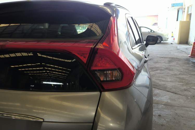 Used Mitsubishi Eclipse Cross 2018 1.5T CVT Two-Wheel Drive Dream Edition Right Rear Taillight