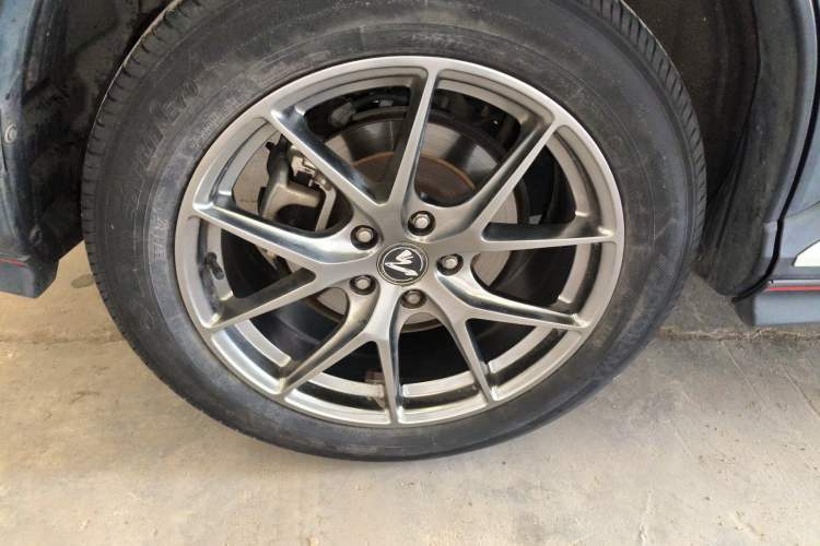 Used Mitsubishi Eclipse Cross 2018 1.5T CVT Two-Wheel Drive Dream Edition Right Rear Wheel Hub