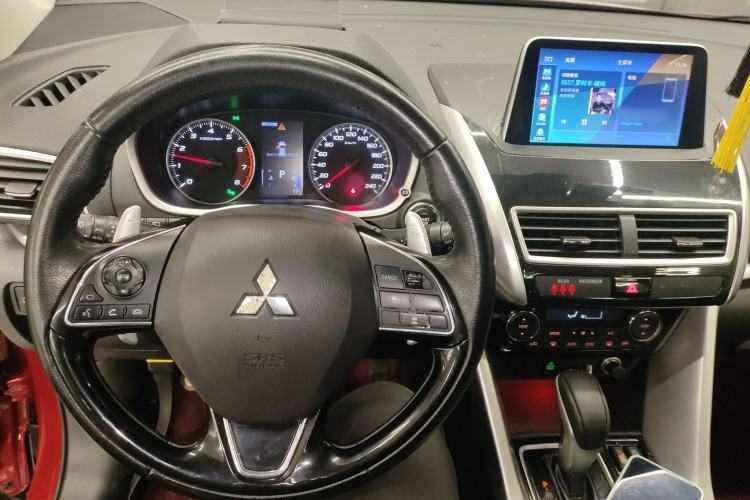 Used Mitsubishi Eclipse Cross 2018 1.5T CVT Four-Wheel Drive TrueMe Edition Center Console
