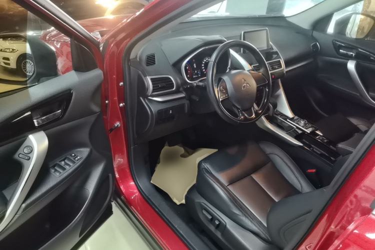 Used Mitsubishi Eclipse Cross 2018 1.5T CVT Two-Wheel Drive Dream Edition Driver Seat