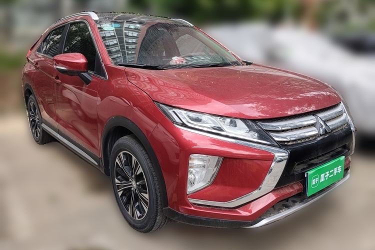 Used Mitsubishi Eclipse Cross 2018 1.5T CVT Two-Wheel Drive Belief Edition Front Right 45 Deg