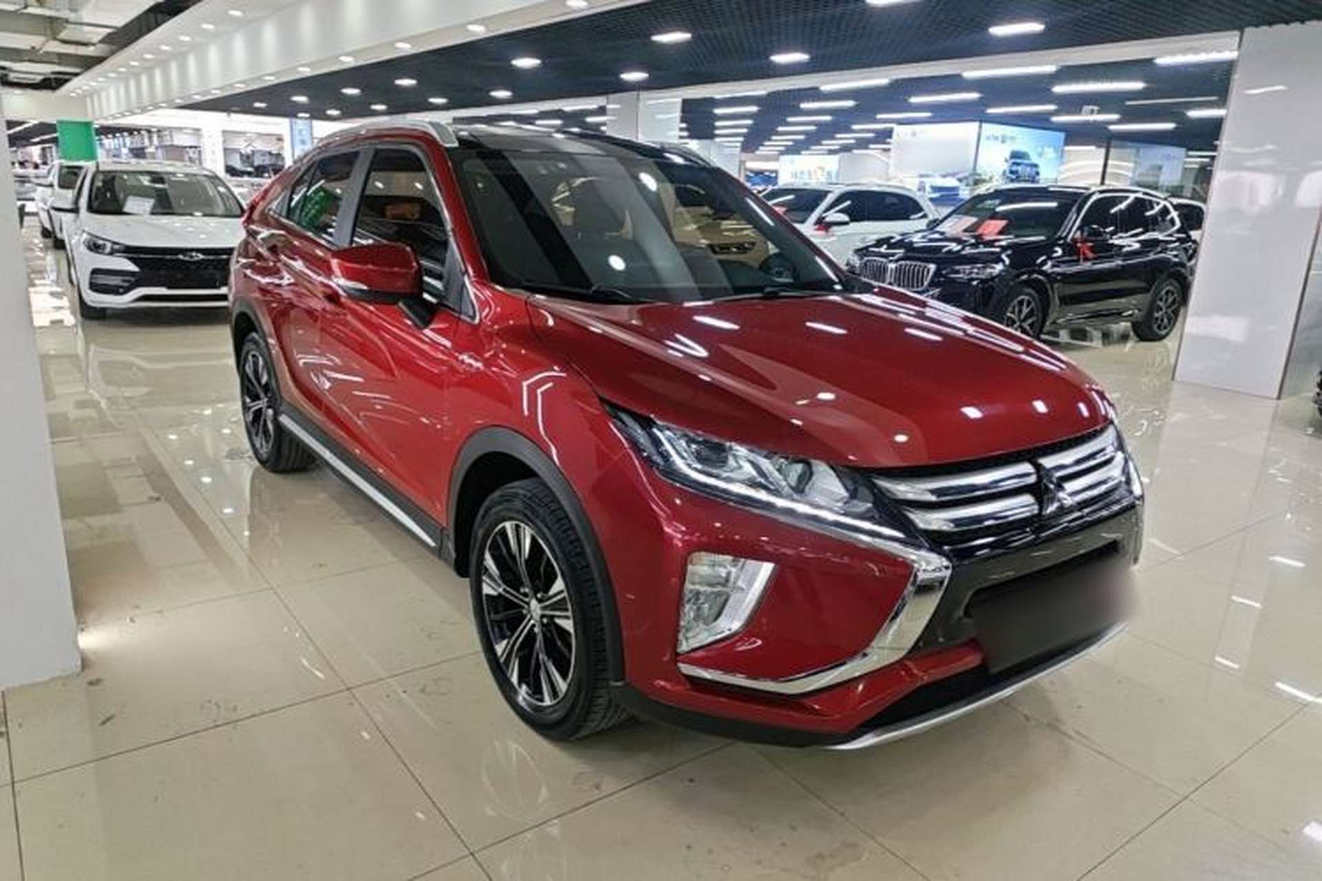 Used Mitsubishi Eclipse Cross 2018 1.5T CVT Two-Wheel Drive Dream Edition Front Right 45 Deg