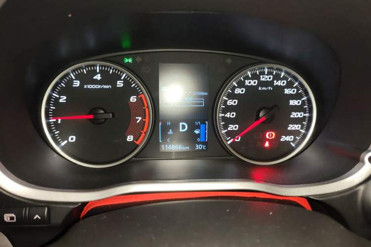 Used Mitsubishi Eclipse Cross 2018 1.5T CVT Two-Wheel Drive Belief Edition Instrument Cluster