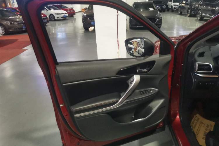 Used Mitsubishi Eclipse Cross 2018 1.5T CVT Four-Wheel Drive TrueMe Edition Interior 4
