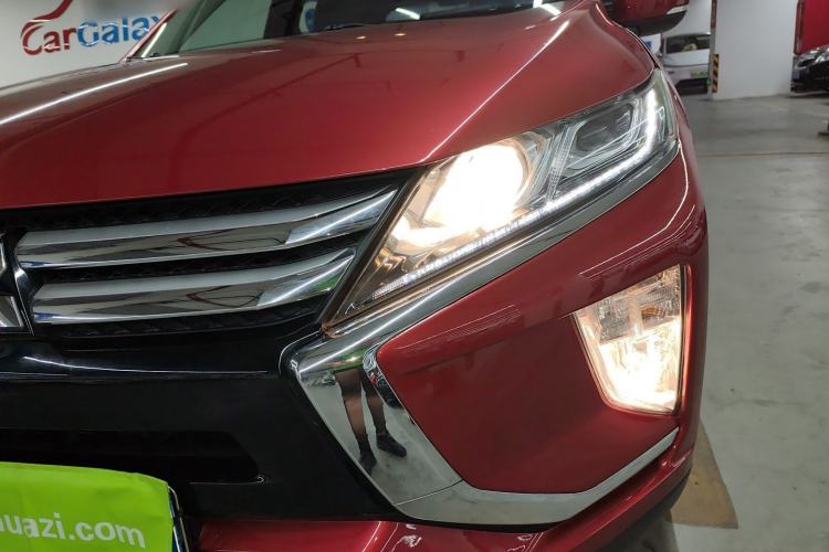 Used Mitsubishi Eclipse Cross 2018 1.5T CVT Two-Wheel Drive Dream Edition Left Front Headlight