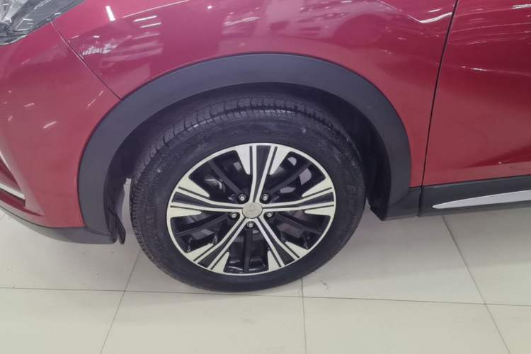 Used Mitsubishi Eclipse Cross 2018 1.5T CVT Two-Wheel Drive Dream Edition Left Front Wheel Hub