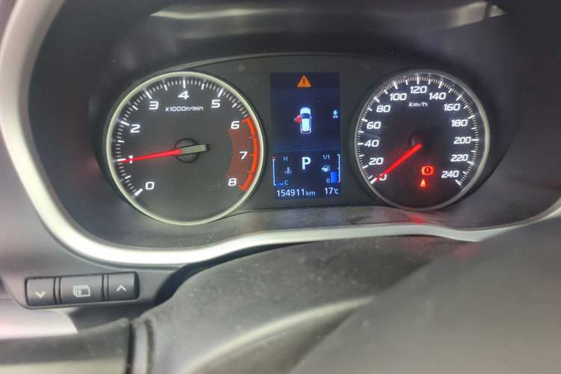 Used Mitsubishi Eclipse Cross 2018 1.5T CVT Two-Wheel Drive Dream Edition Odometer Close Up