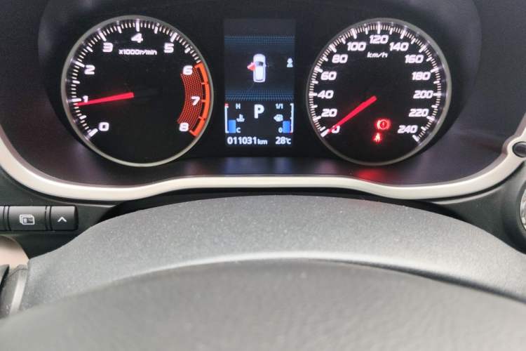 Used Mitsubishi Eclipse Cross 2018 1.5T CVT Two-Wheel Drive Belief Edition Odometer Close Up