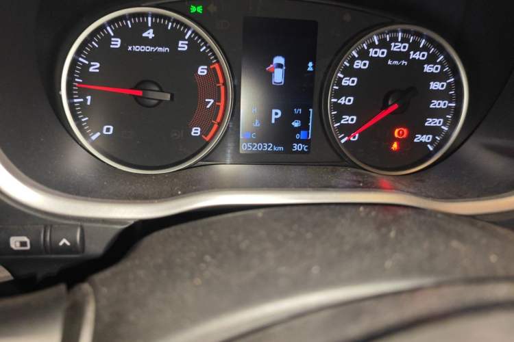 Used Mitsubishi Eclipse Cross 2018 1.5T CVT Two-Wheel Drive Belief Edition Odometer Close Up