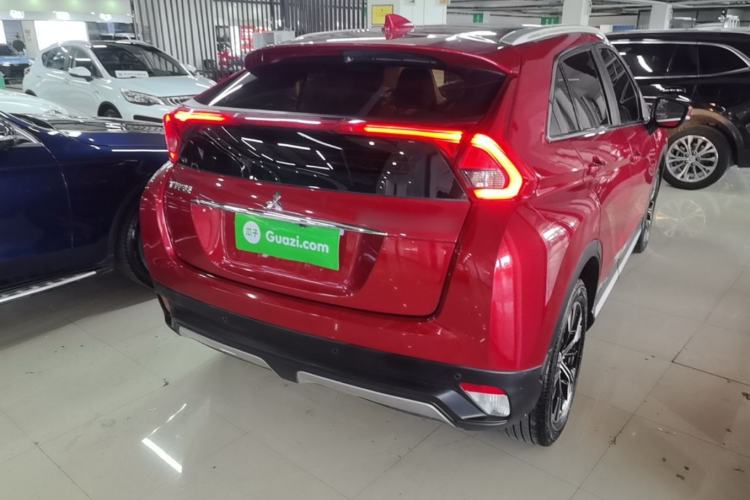 Used Mitsubishi Eclipse Cross 2018 1.5T CVT Two-Wheel Drive Dream Edition Rear Right 45 Deg