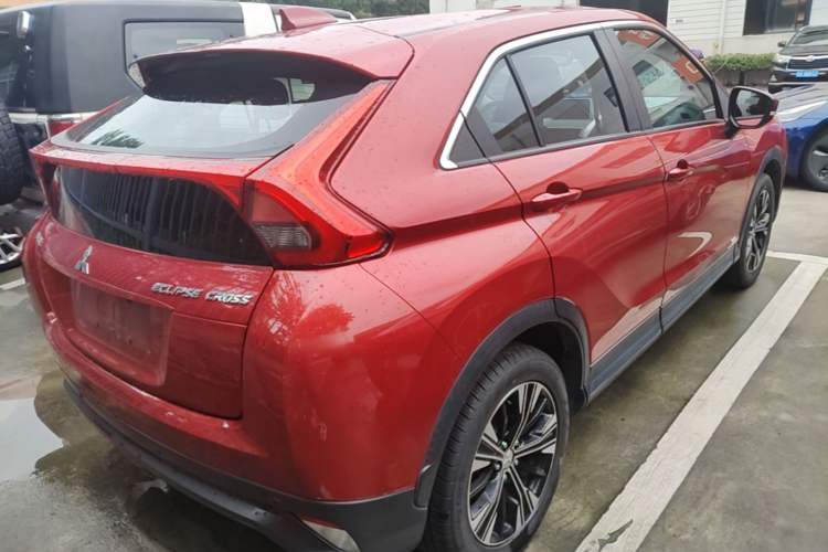 Used Mitsubishi Eclipse Cross 2018 1.5T CVT Two-Wheel Drive Fearless Edition Rear Right 45 Deg