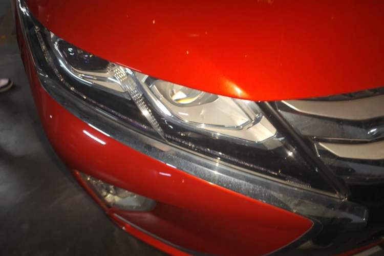 Used Mitsubishi Eclipse Cross 2018 1.5T CVT Two-Wheel Drive Belief Edition Right Front Headlight