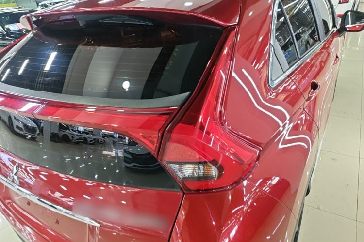Used Mitsubishi Eclipse Cross 2018 1.5T CVT Two-Wheel Drive Dream Edition Right Rear Taillight