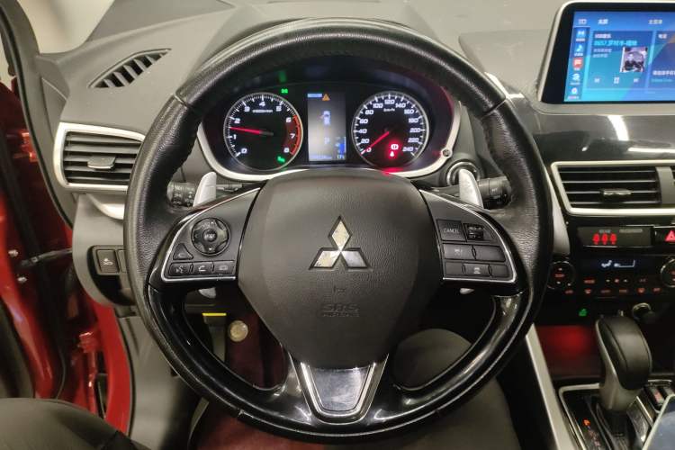 Used Mitsubishi Eclipse Cross 2018 1.5T CVT Four-Wheel Drive TrueMe Edition Steering Wheel