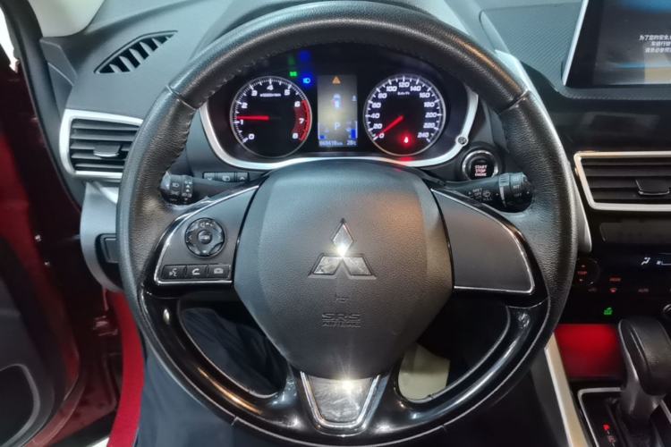 Used Mitsubishi Eclipse Cross 2018 1.5T CVT Two-Wheel Drive Dream Edition Steering Wheel