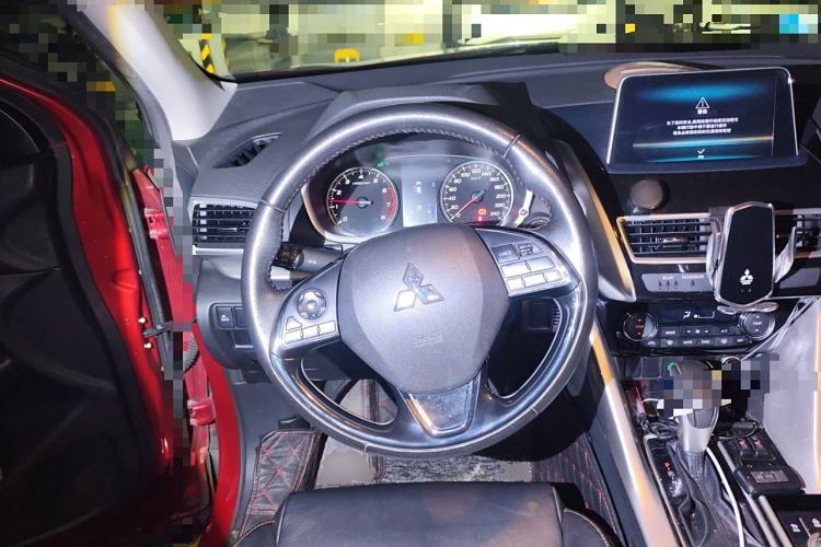 Used Mitsubishi Eclipse Cross 2018 1.5T CVT Two-Wheel Drive Belief Edition Steering Wheel