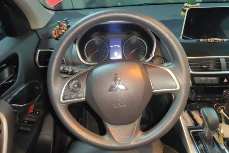 Used Mitsubishi Eclipse Cross 2018 1.5T CVT Two-Wheel Drive Fearless Edition Steering Wheel