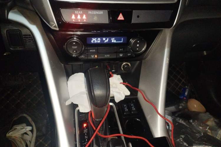 Used Mitsubishi Eclipse Cross 2018 1.5T CVT Two-Wheel Drive Dream Edition Audio And AC Panel