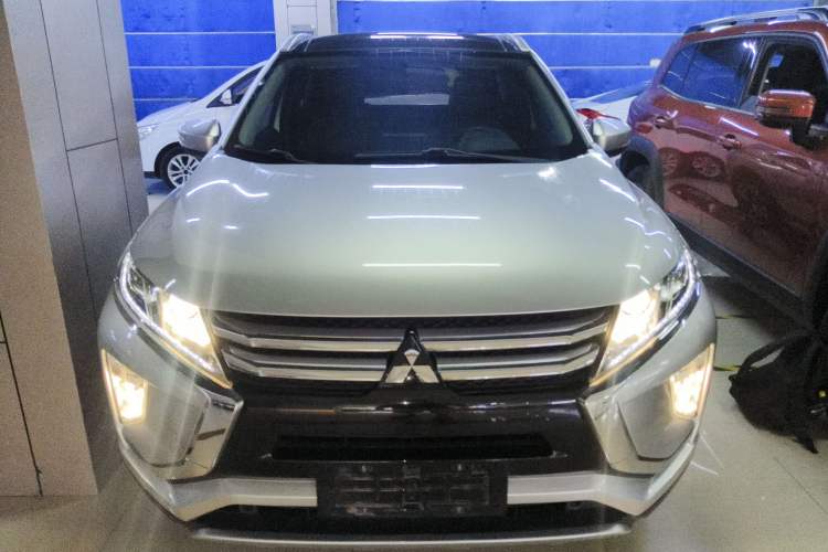 Used Mitsubishi Eclipse Cross 2018 1.5T CVT Two-Wheel Drive Dream Edition Front