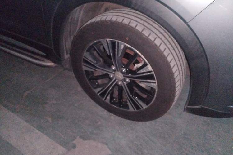 Used Mitsubishi Eclipse Cross 2018 1.5T CVT Two-Wheel Drive Dream Edition Right Front Wheel Hub