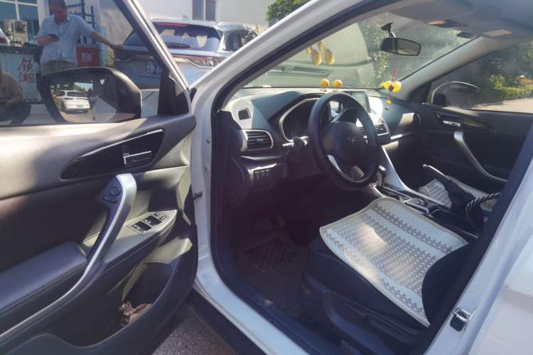 Used Mitsubishi Eclipse Cross 2018 1.5T CVT Two-Wheel Drive Fearless Edition Driver Seat