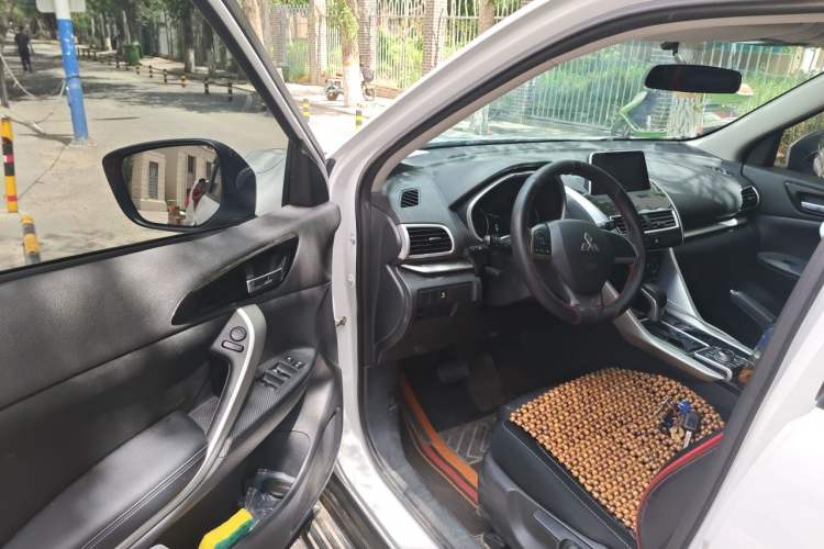 Used Mitsubishi Eclipse Cross 2018 1.5T CVT Two-Wheel Drive Fearless Edition Driver Seat