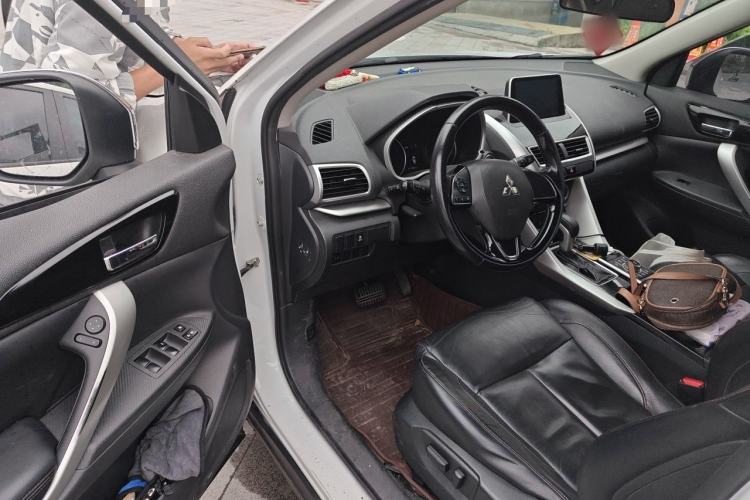 Used Mitsubishi Eclipse Cross 2018 1.5T CVT Two-Wheel Drive Dream Edition Driver Seat