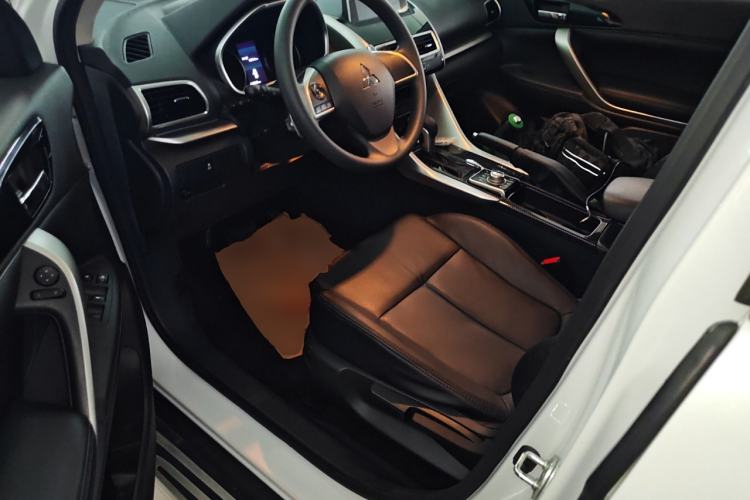 Used Mitsubishi Eclipse Cross 2018 1.5T CVT Two-Wheel Drive Fearless Edition Driver Seat