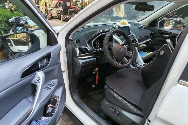 Used Mitsubishi Eclipse Cross 2018 1.5T CVT Two-Wheel Drive Belief Edition Driver Seat