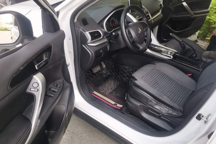 Used Mitsubishi Eclipse Cross 2018 1.5T CVT Two-Wheel Drive Fearless Edition Driver Seat