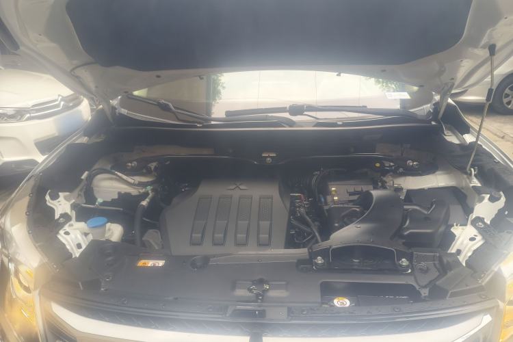 Used Mitsubishi Eclipse Cross 2018 1.5T CVT Two-Wheel Drive Dream Edition Engine Bay