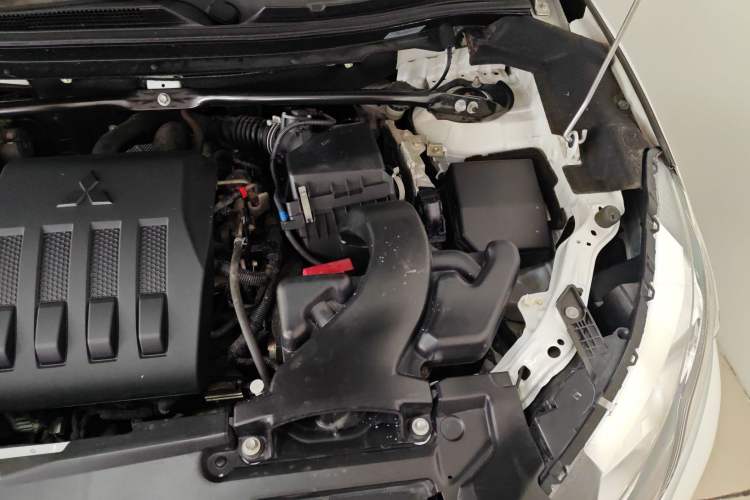 Used Mitsubishi Eclipse Cross 2018 1.5T CVT Two-Wheel Drive Fearless Edition Engine Bay Left