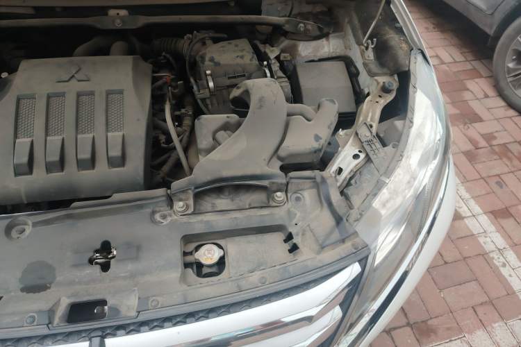 Used Mitsubishi Eclipse Cross 2018 1.5T CVT Two-Wheel Drive Dream Edition Engine Bay Left