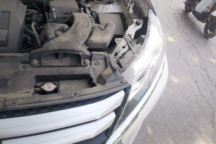 Used Mitsubishi Eclipse Cross 2018 1.5T CVT Two-Wheel Drive Fearless Edition Engine Bay Left